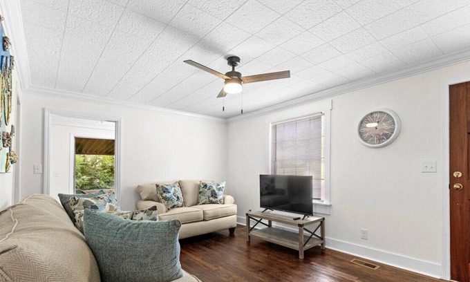 East Ridge Other | Come and enjoy this Cute and cozy home