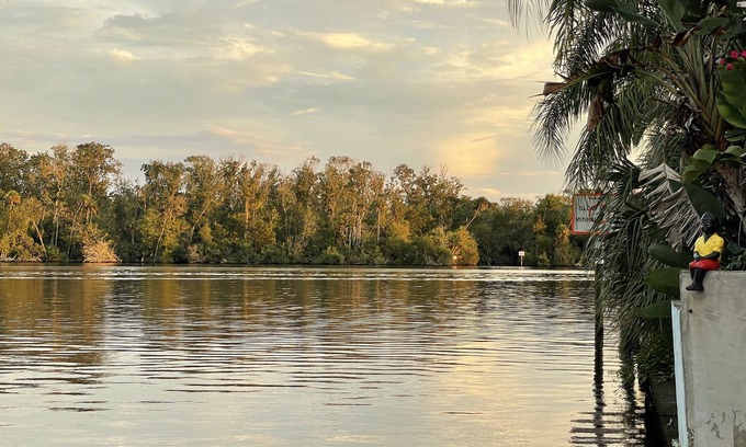 Homosassa House | Come call ‘The Scallop Shack Vacation Club’ home! A true WATERFRONT retreat!