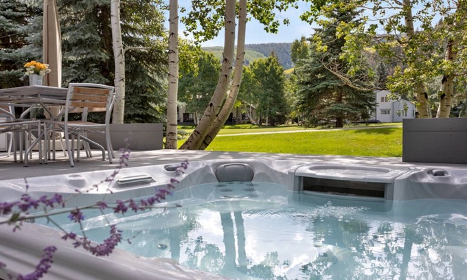 Eagle-Vail House | Come Enjoy Our 3000 Sq Ft Home & Built-In Hot Tub - Gather Up Your Family and Friends!