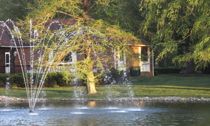 Carbondale House | Come Enjoy Thanksgiving in This Beautiful Home!