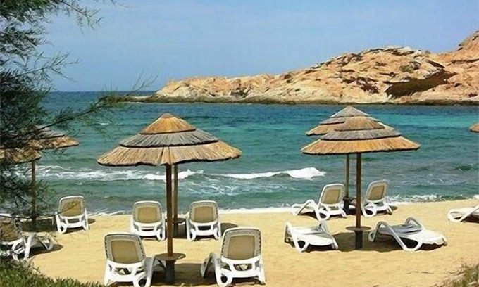 Santa-Reparata-di-Balagna Apartment | Comfortable T3 with Wifi in a pretty little village 4 km from Ile Rousse.