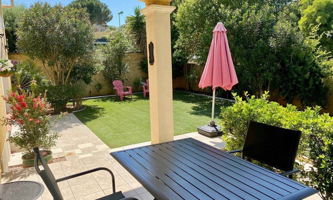 Meze House | Comfort and Relaxation Guaranteed - 3 Stars, 3 Keys Villa in Mèze
