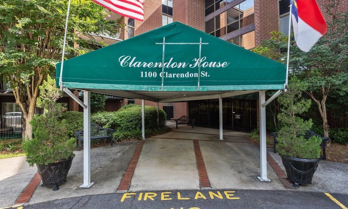 Terry Sanford Apartment | Comfort at the ClarendonnnQuaint, clean, safe, & convenient location!