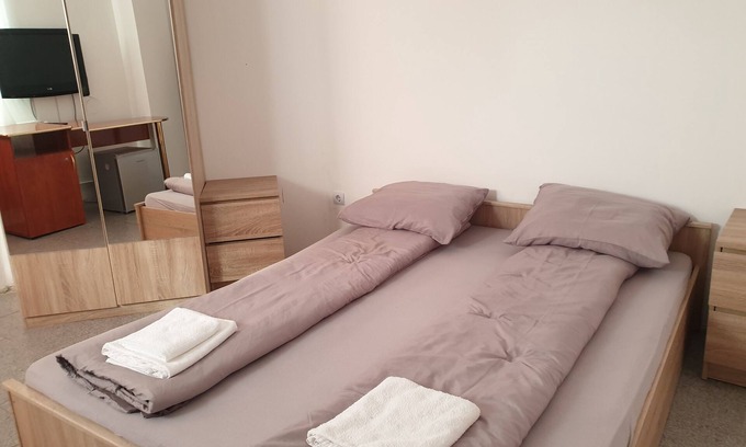 Oradea Villa | Comfort Double Room near Shopping Center