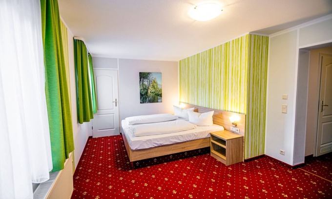 Peitz House | Comfort double room with balcony incl. breakfast - Hotel Zum Goldenen Löwen