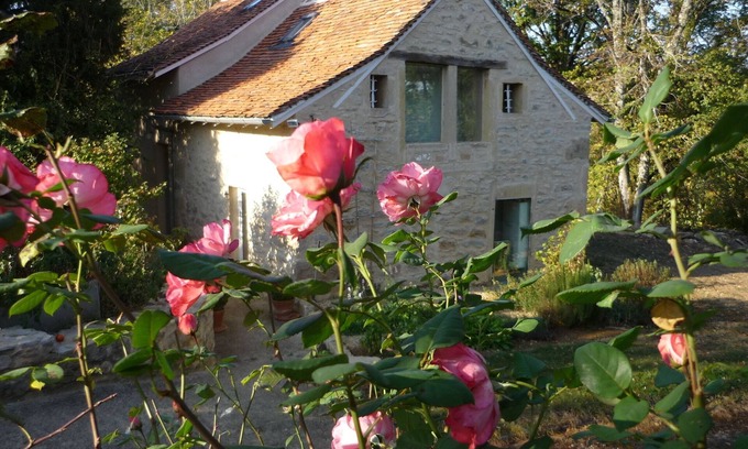 Andressac Cottage | Comfort gîte with spa, in the heart of nature, for 2/3 people