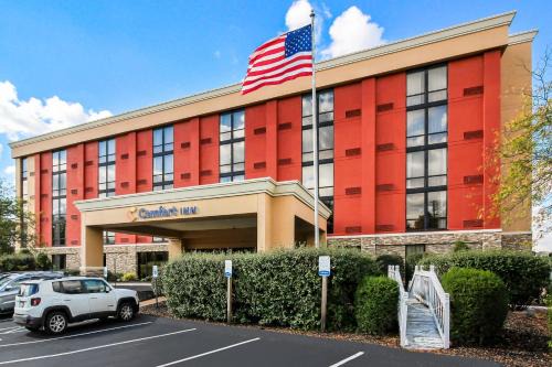 Mars Hotel | Comfort Inn Cranberry Twp