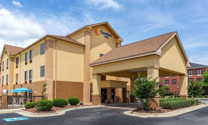 Garner Hotel | Comfort Inn Garner Clayton I-40