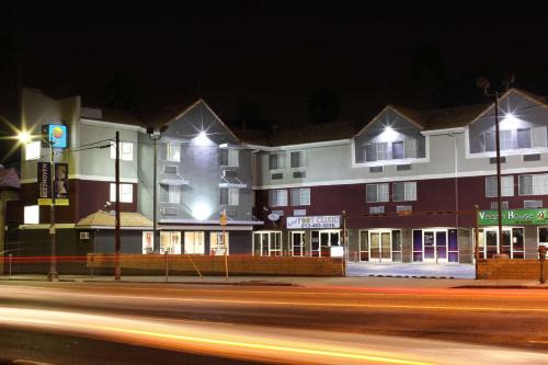 Sunset Junction Hotel | Comfort Inn Los Angeles near Hollywood