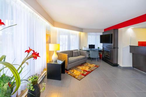 Moncton Hotel | Comfort Inn Magnetic Hill