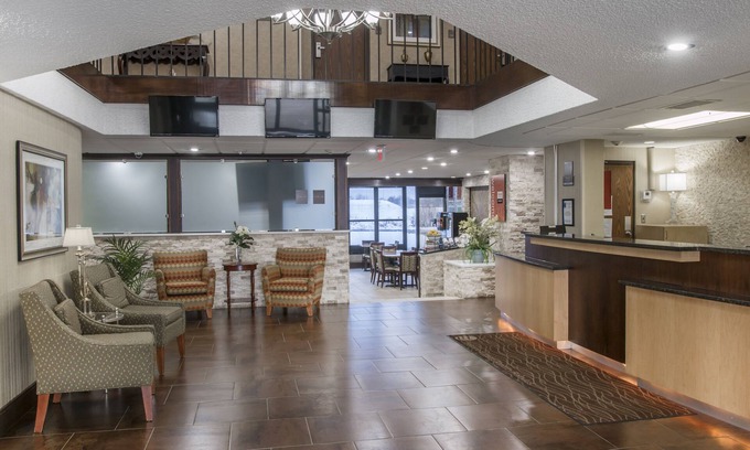 Romulus Hotel | Comfort Inn Metro Airport