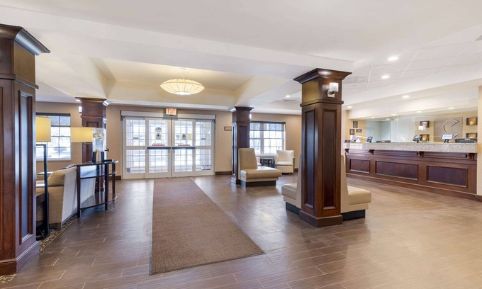 Dover Hotel | Comfort Inn & Suites Dover-Portsmouth