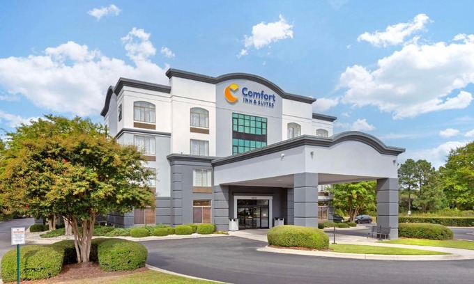Greenville Hotel | Comfort Inn & Suites Greenville Near Convention Center