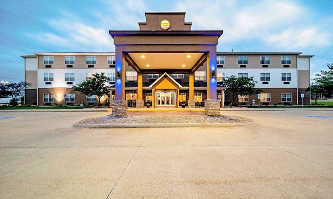 Independence Hotel | Comfort Inn & Suites Independence
