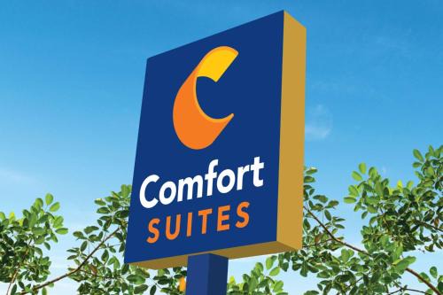 Sheboygan Hotel | Comfort Inn & Suites Sheboygan I-43
