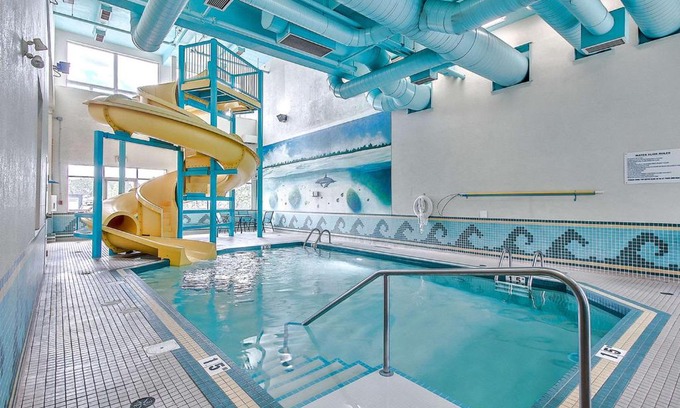 Southwest Calgary Hotel | Comfort Inn & Suites South