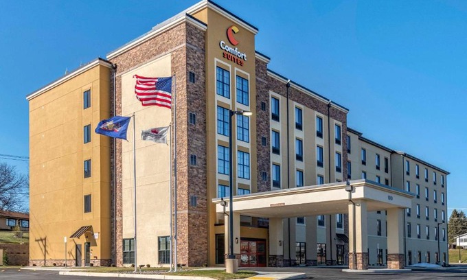 Camp Hill Hotel | Comfort Suites Camp Hill-Harrisburg West