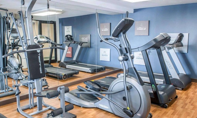Saint Marys  Allen County Hotel | Comfort Suites Fort Wayne - Southwest