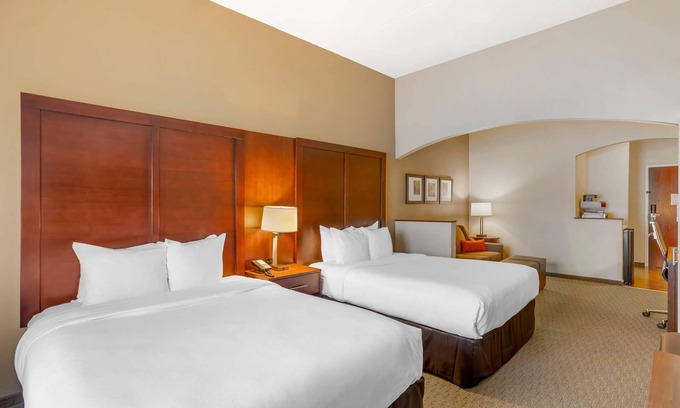 State College Hotel | Comfort Suites near Penn State - State College, PA