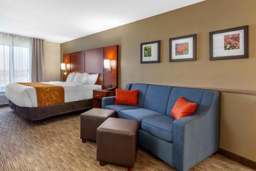Oshkosh Hotel | Comfort Suites