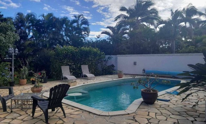 Etang Sale Les Bains House | Comfortable house in a quiet area close to the sea and amenities in a seaside resort.
