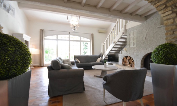 L'Isle-sur-la-Sorgue House | Comfortable house for a great family vacation