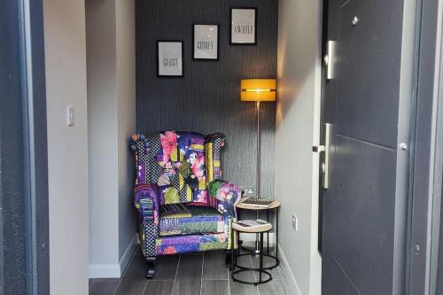 Borehamwood Apartment | Comfortable 1 Bed flat with Air Con
