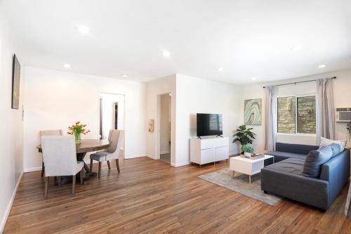 Beverly Hills Apartment | Comfortable 1-Bedroom Near Beverly Hills and Top LA Attractions