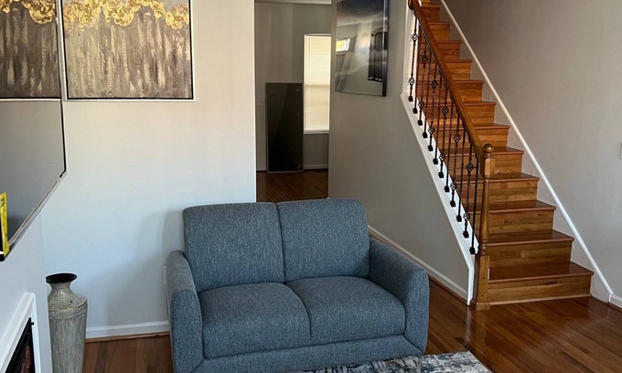 Downtown Baltimore House | Comfortable 3 Bedroom Home in Maryland