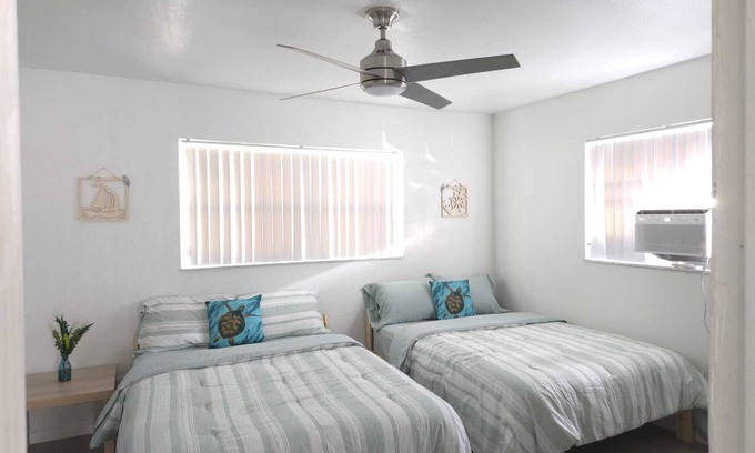 North Lauderdale House | Comfortable & Affordable, Close to Everything!