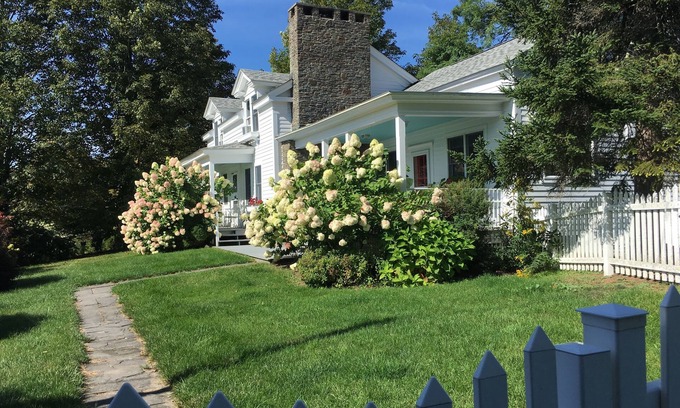 Cooperstown House | Comfortable and Peaceful Cooperstown 3 Bed/2 Bath house with Screened-in Porch