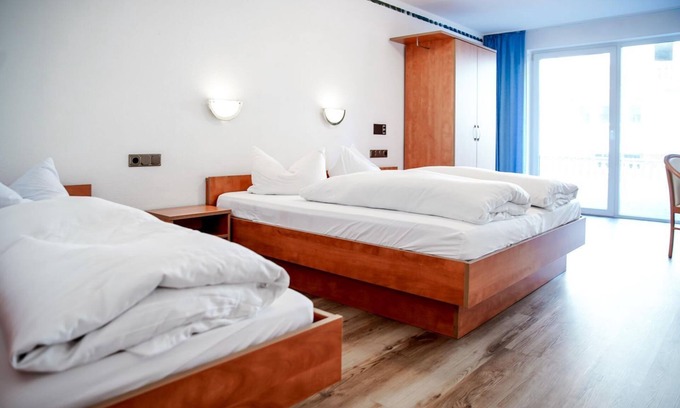 Winterberg House | Comfortable and versatile room -perfect for relaxation, work and exchange