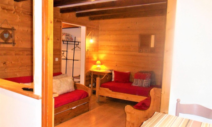 La Clusaz Apartment | Comfortable apartment for 4 to 5 people