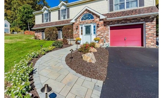 Coatesville Cottage | Comfortable beautiful House!