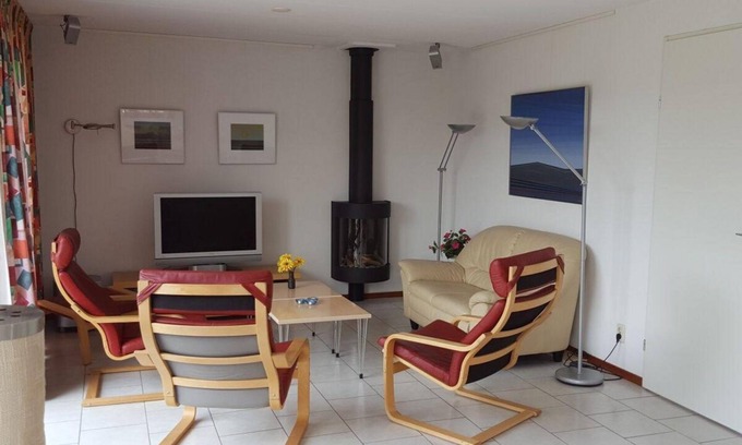 Sint Maartenszee House | Comfortable bungalow for 6 people, 3 bedrooms, in walking distance from the beach