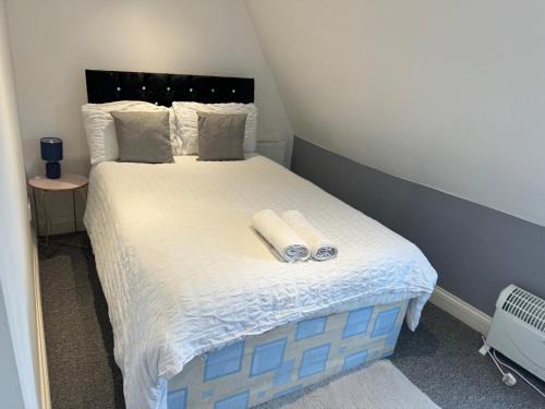 Saint Paul's House | Comfortable City Centre Room