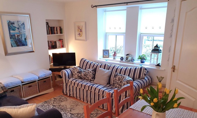 Crail Cottage | Comfortable coastal cottage in Crail, ideal for couples
