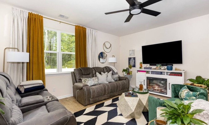 Myrtle Beach House | Comfortable & Convenient Monthly Rental By Tanger