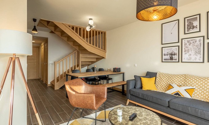 Arc-1600 Apartment | Comfortable duplex with pool and spa, ski-in/ski-out