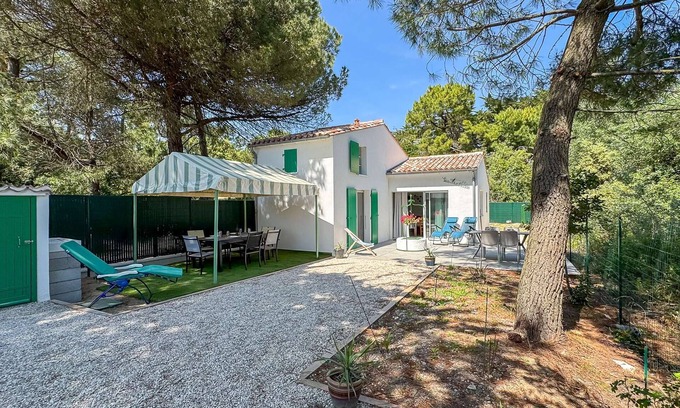 Le Bois-Plage-en-Re House | Comfortable house near the beach