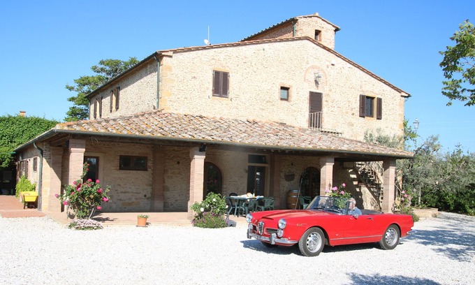 Bibbona Villa | Comfortable historical holiday home with private pool near the beach