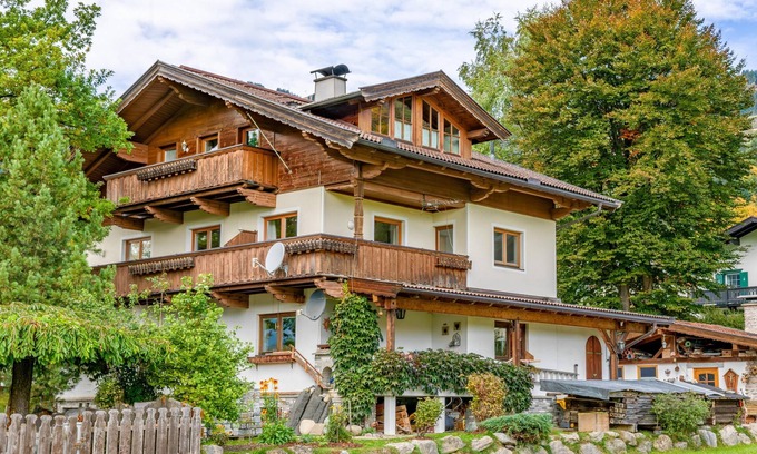 Brixen im Thale Apartment | Comfortable holiday apartment near the ski lift