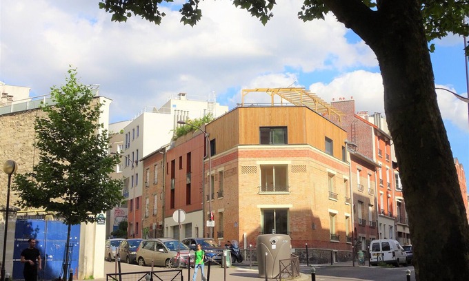 Belleville House | Comfortable house for 10 people in Paris, with 3 bathrooms and roof terrace