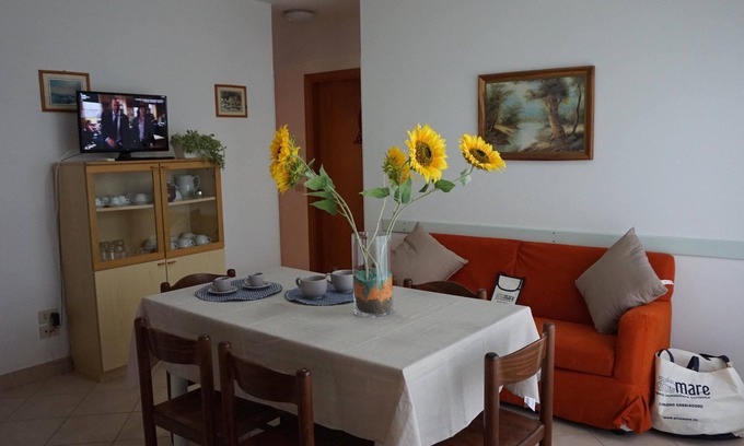 Lignano Pineta Apartment | Comfortable 3 bedrooms near the sea