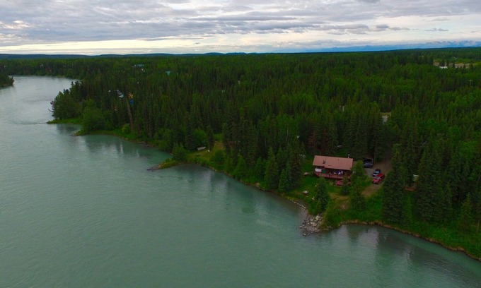 Sterling House | Comfortable Kenai River Cabin