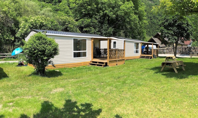 Muhldorf House | Comfortable Mobile Home on the Drau River