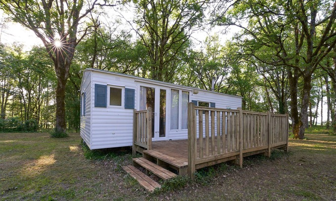 Payrac House | Comfortable mobile home near Rocamadour and Sarlat