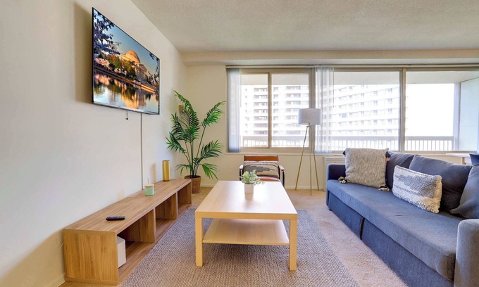 Aurora Highlands Apartment | Comfortable & Spacious Stay Near Reagan Airport