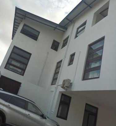 Kaduwela Apartment | Comfortable Stay in Colombo
