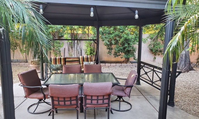 Paradise Valley Village House | Comfortable upscale home in north central Phoenix
